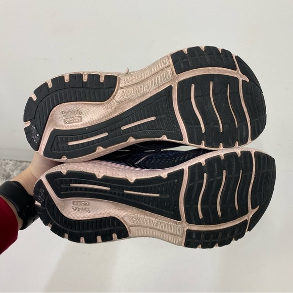 Brooks Glycerin GTS 19 navy purple pink athletic running shoes - Picture 6 of 7